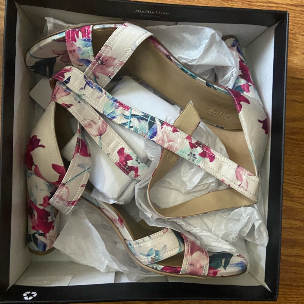 Naturalizer Rinna pink multi wrap around the ankle heels